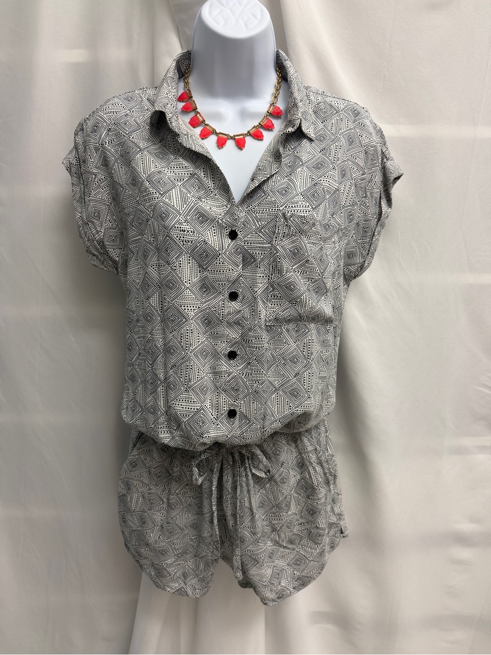 Old Navy Black & White Geometric Button-Front Romper - Size M